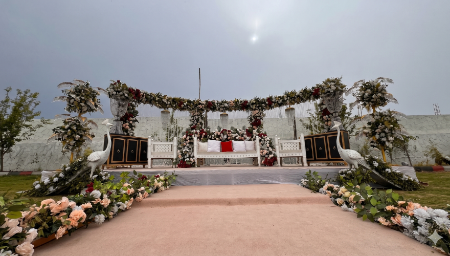 decorating your wedding venue